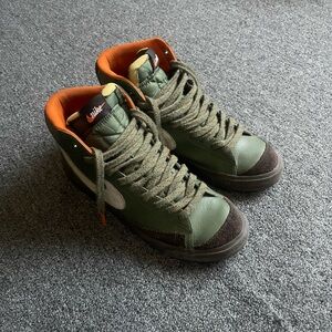 Nike Blazers Size 10
